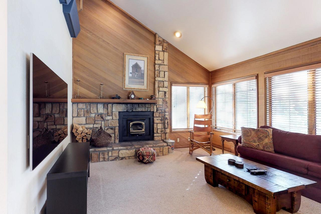 Sierra Megeve Apartment Мамът Лейкс Екстериор снимка