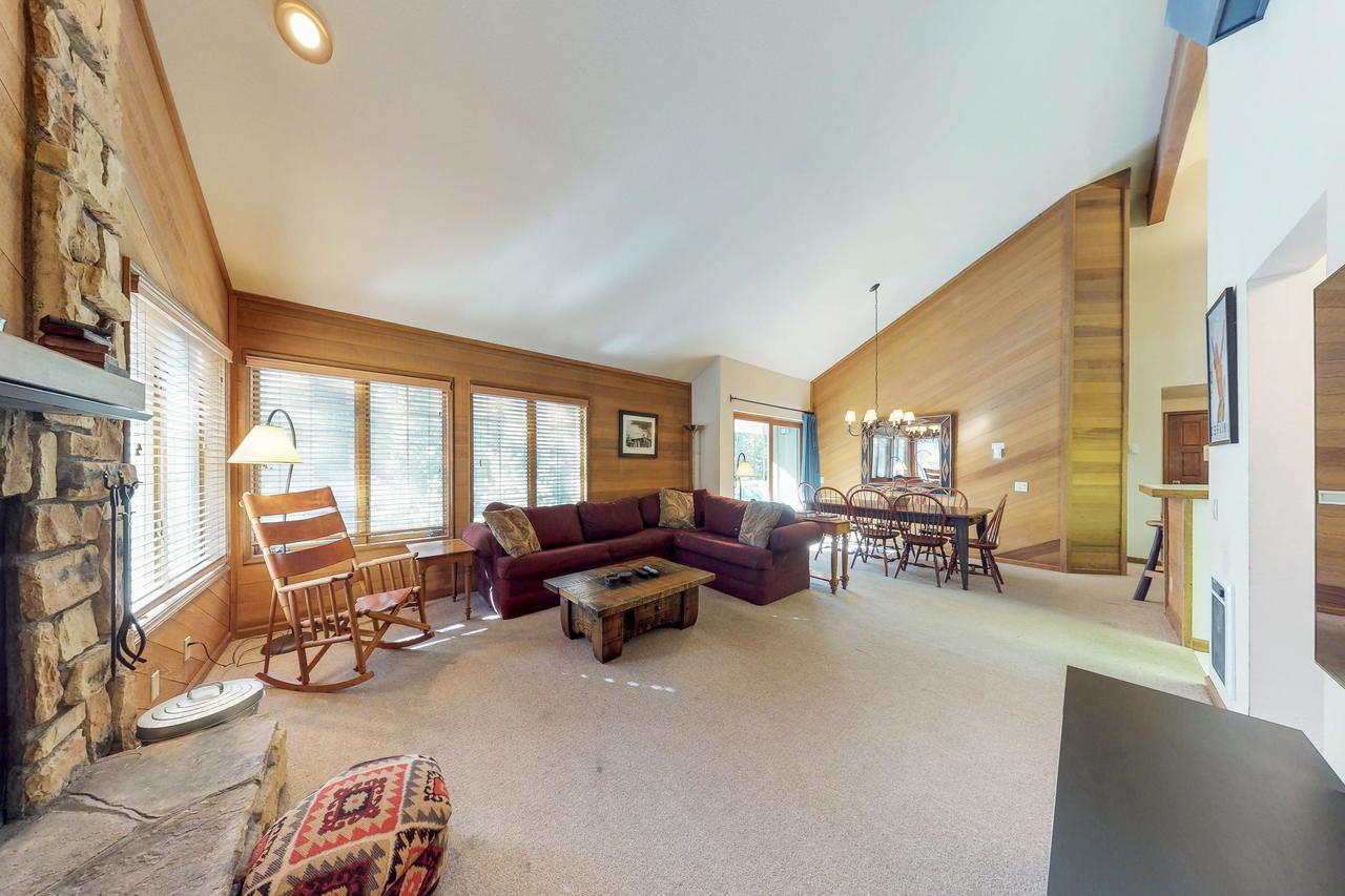 Sierra Megeve Apartment Мамът Лейкс Екстериор снимка